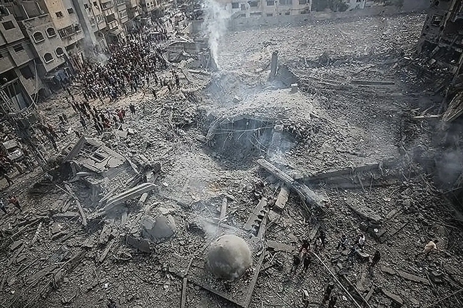 ببینید؛ لحظه انهدام مسجد توحید در غزه