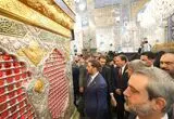 تصاویری از حضور نخست‌وزیر عراق در حرم حضرت زینب(س)