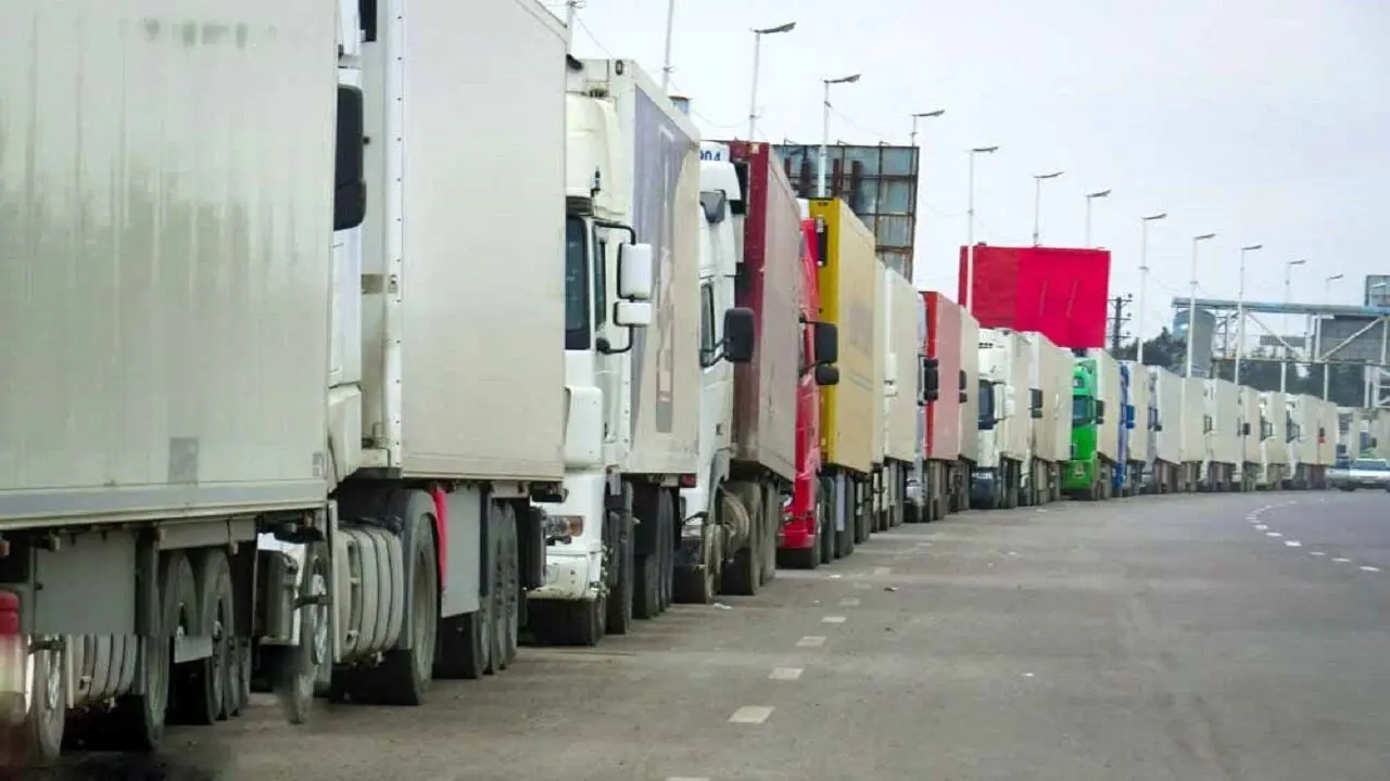 معطلی کامیون‌های صادراتی ایران پشت مرزها
