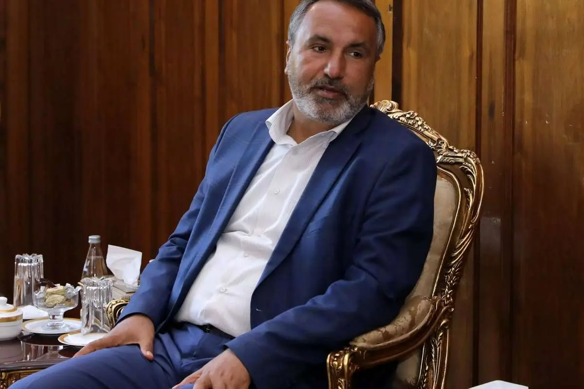 درباره اهلیت بابک زنجانی اختلاف نظر وجود دارد؛ وزیر راه میگوید اهلیت این بخش برای ما اثبات شده