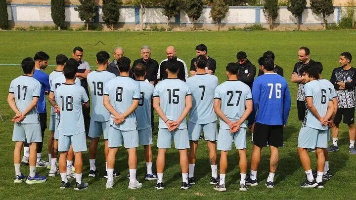 ۷ ستاره استقلال ممنوع الخروج شدند