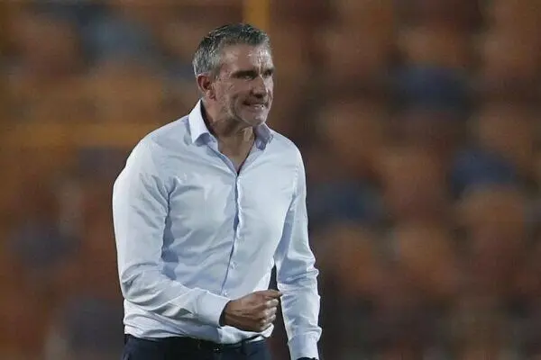 پرسپولیس به حضور کارترون به جای هاشمیان واکنش نشان داد