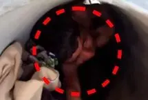 نجات کودک گیر کرده در لوله آب