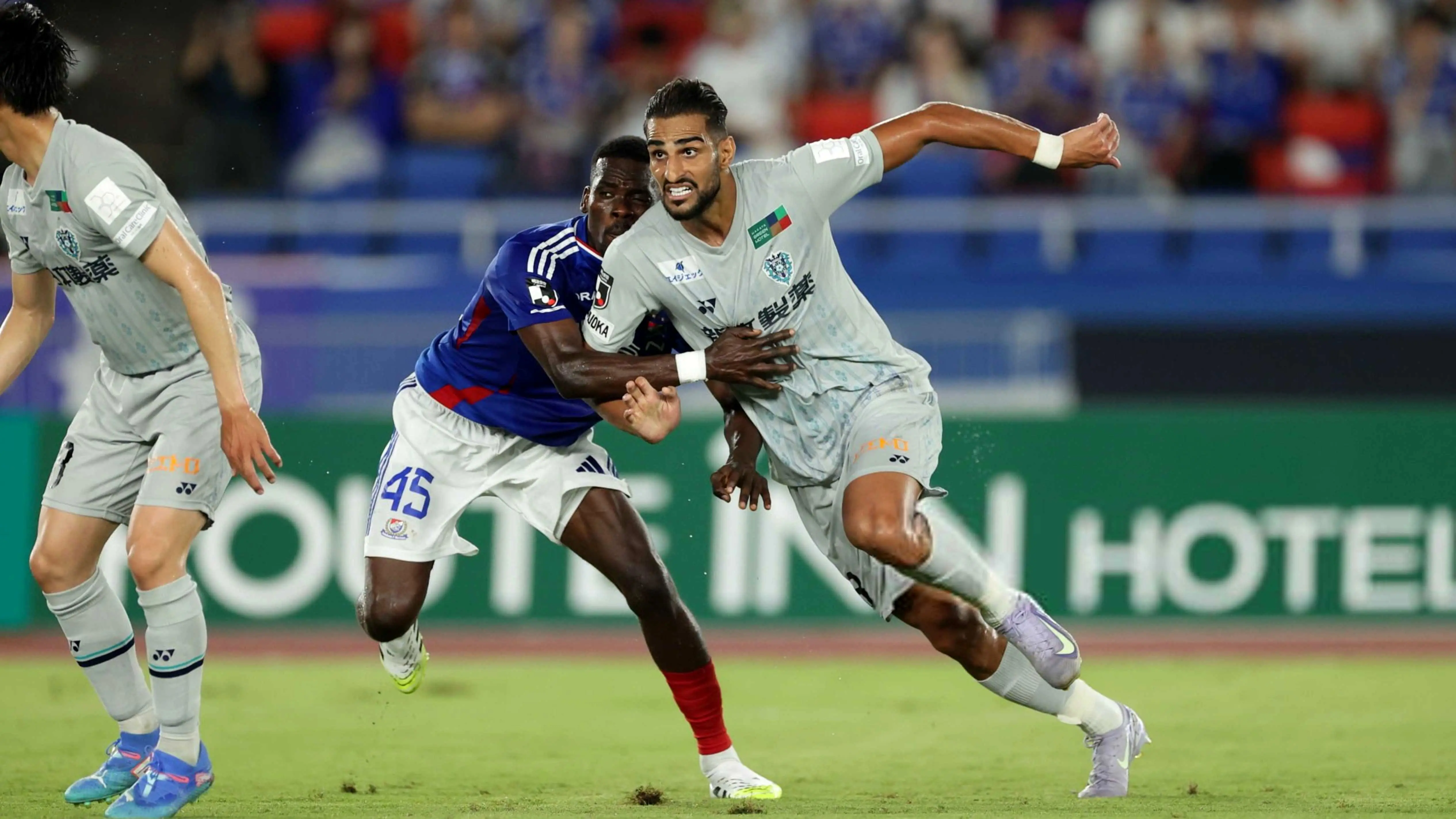 آمار ناامیدکننده دو لژیونر پرسپولیسی و استقلالی؛ لژیونر یا توریست؟