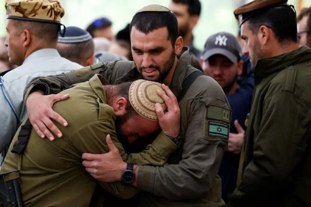 هاآرتص: از آغاز جنگ غزه ۴۲ سرباز اسرائیلی خودکشی کرده‌اند 