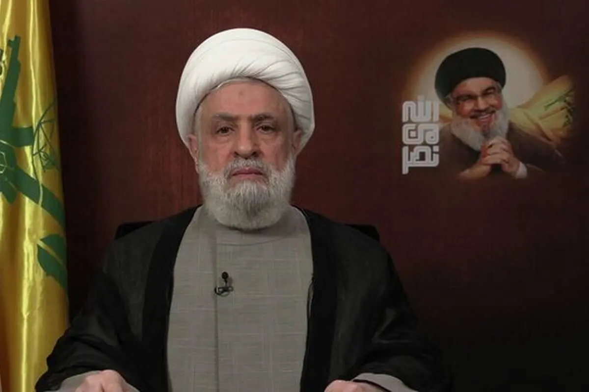 شیخ نعیم‌ قاسم: آیت‌الله سیدمجتبی خامنه‌ای راه رهبر شهید را ادامه می‌دهد