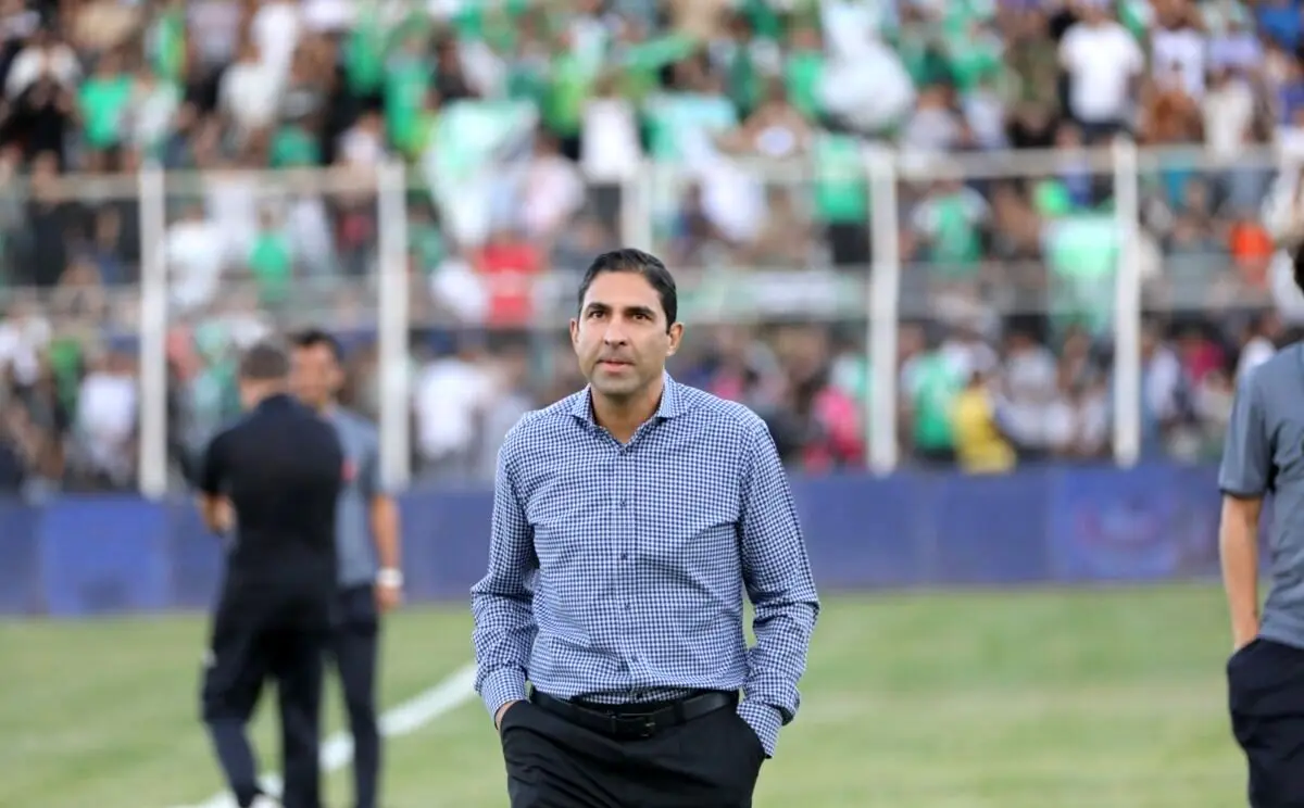 واکنش هاشمیان به تعریف و تمجید میثاقی