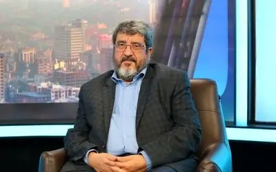 ۹۰ درصد مشاورین آژانس، جاسوس کشورهای غربی هستند / بالا بردن هزینه جنگ برای آمریکا، جلوی حمله را می‌گیرد