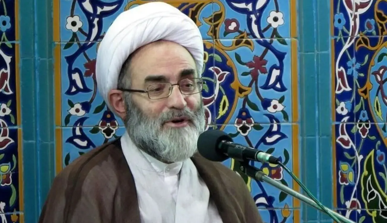 امام‌جمعه رشت: خاک پای زنان حاضر در میدان را سرمه چشمانم می‌کنم