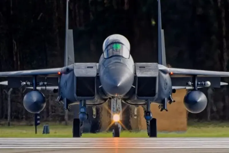 F-4 فانتوم