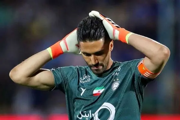 ببینید؛ گلایه سیدحسین از باخت در دربی‌ها: نمی‌توانم یک نفره پرسپولیس را ببرم