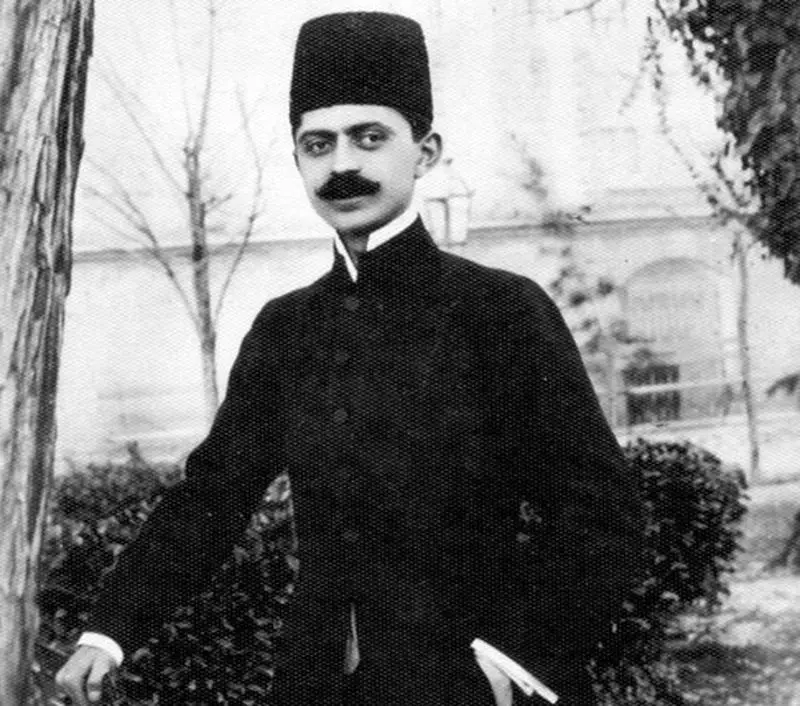 حسین علا تاریخ