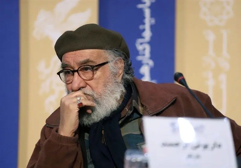 داریوش ارجمند: نقاشی، هنر غریبی است
