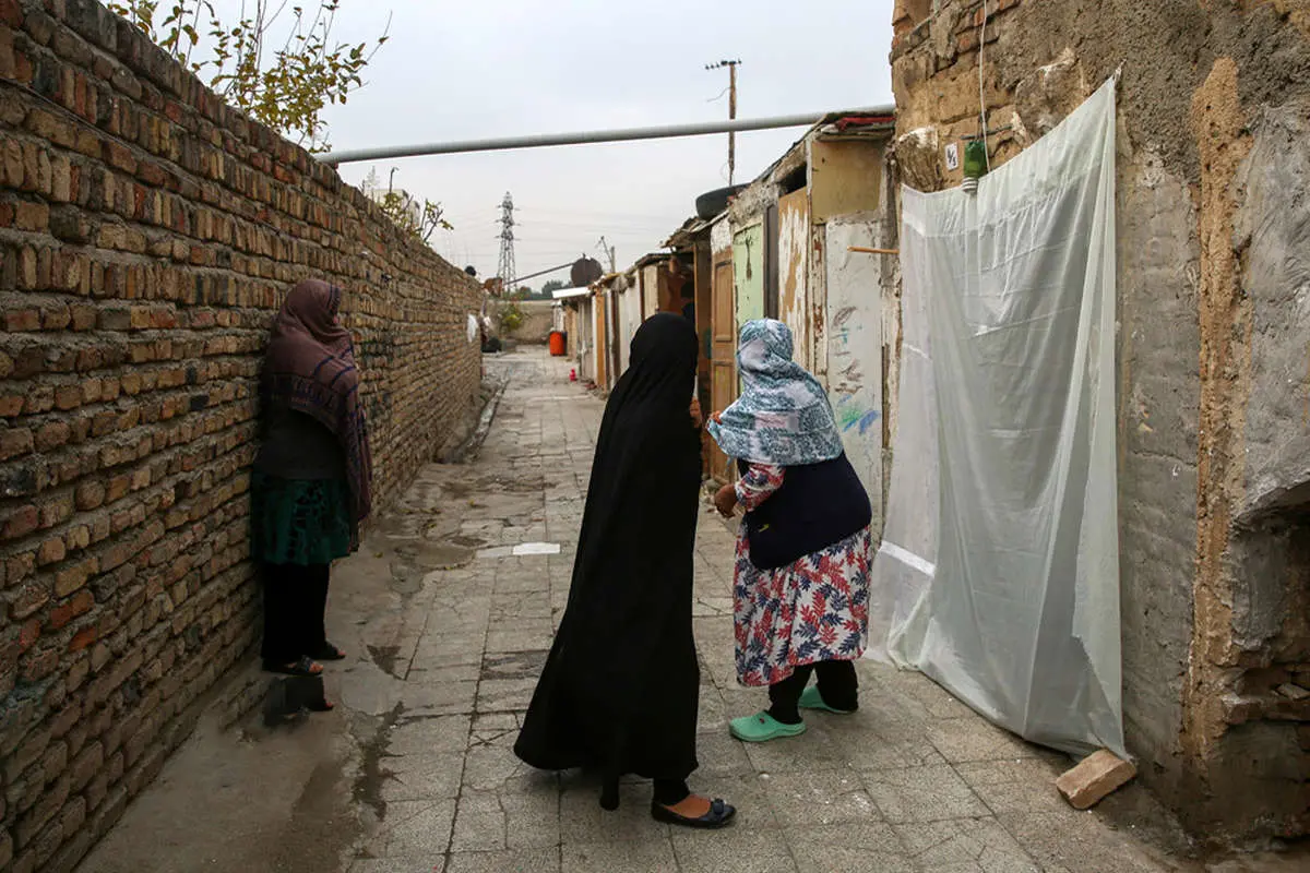 خط فقر در ایران: شدید، خارق‌العاده، زیرخاکی، بی‌کفنی
