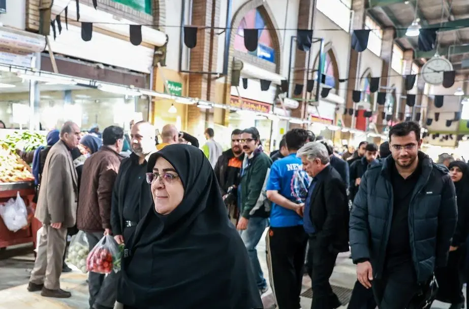 تصاویر؛ حضور فاطمه مهاجرانی در فروشگاه