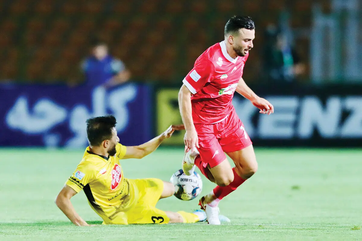 تصویر؛ استوری جنجالی مدیرعامل سابق استقلال علیه سروش و پرسپولیس