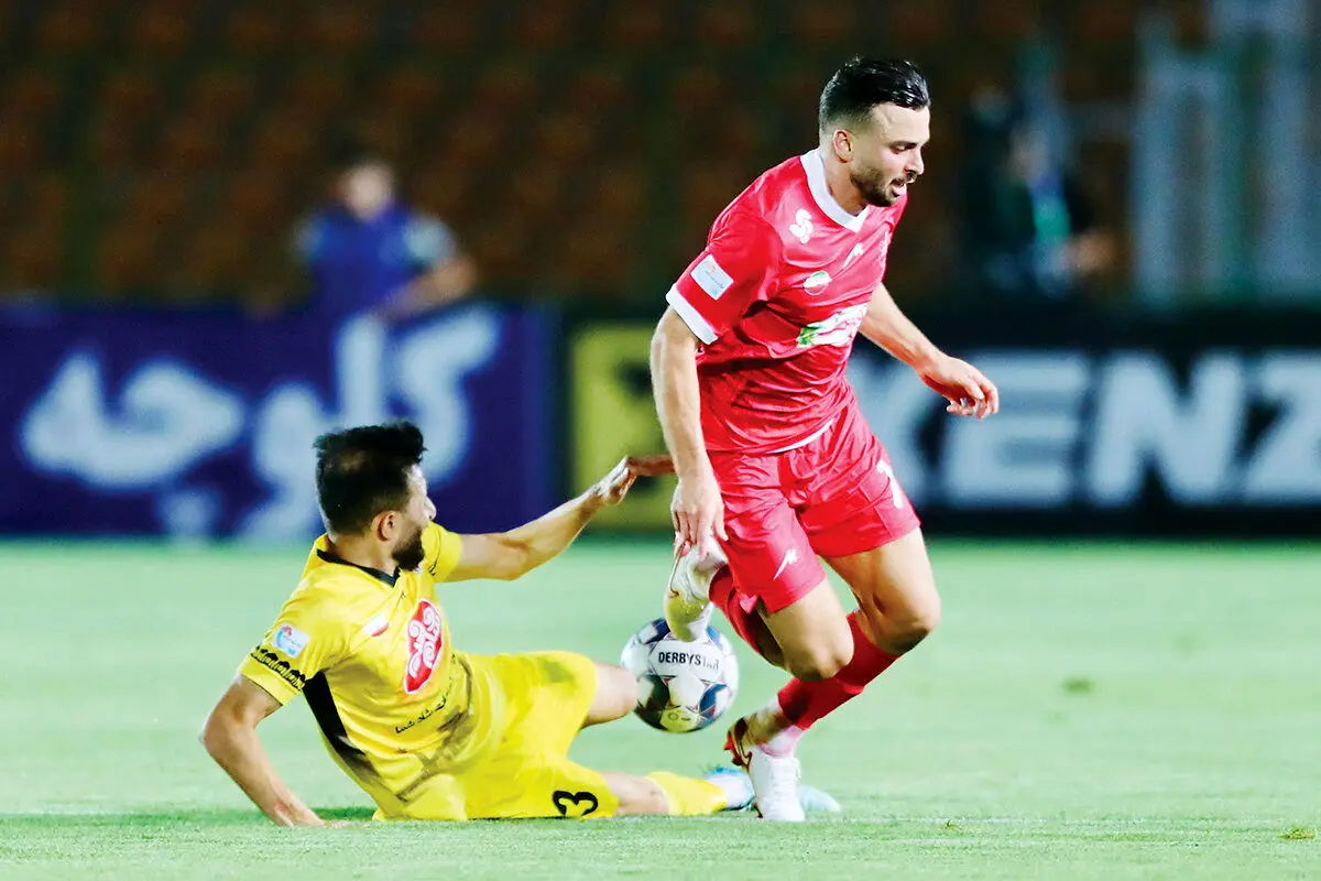 تصویر؛ استوری جنجالی مدیرعامل سابق استقلال علیه سروش و پرسپولیس