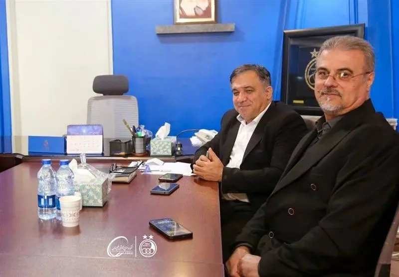 دلیل اختلاف تاجرنیا و جویباری؛ محدودیت مالی برای خرید بازیکن

