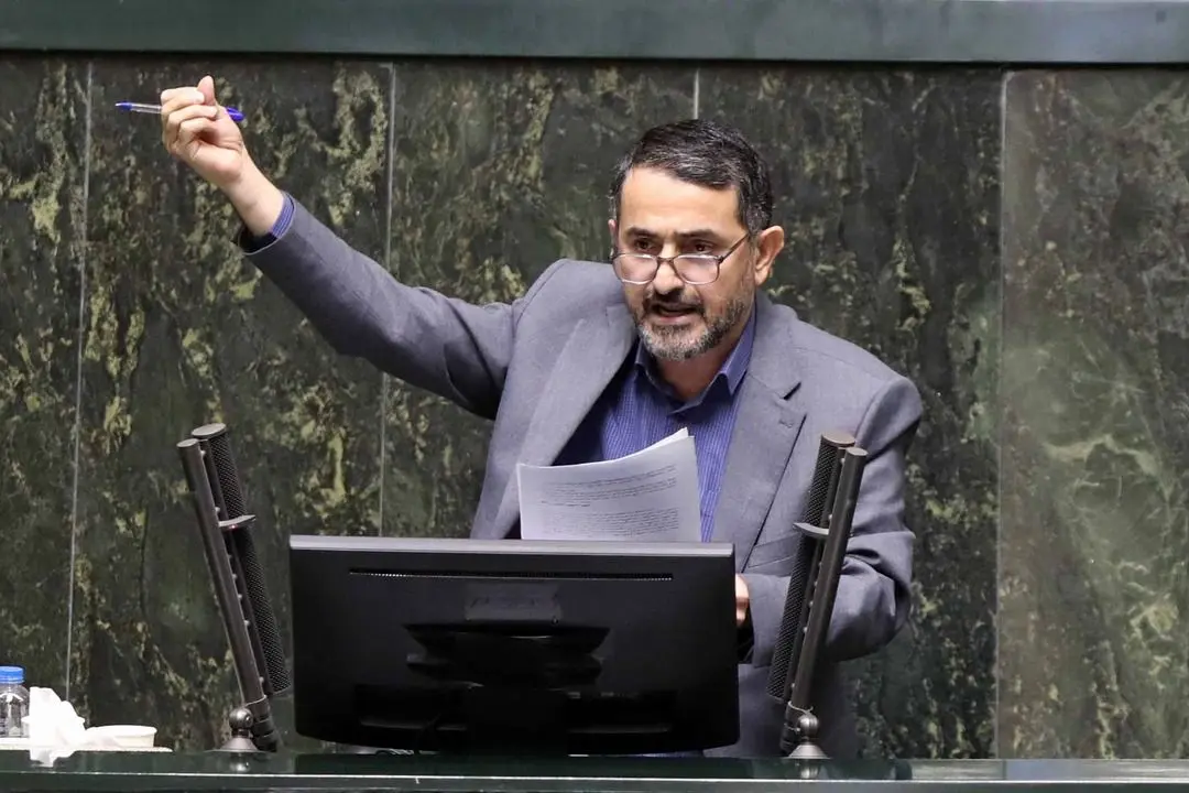 نماینده مجلس: مدعیان انقلابی‌گری حق ندارند مذاکرات را غیرشرافتمتدانه بخوانند؛ تصمیمات با نظر ولی فقیه گرفته می‌شود 