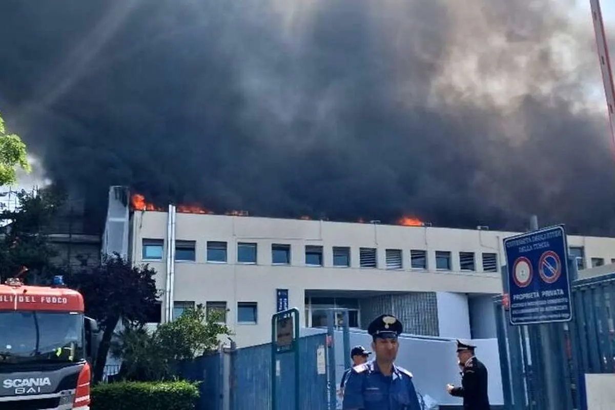 آتش‌سوزی گسترده در دانشگاه توسیا ایتالیا