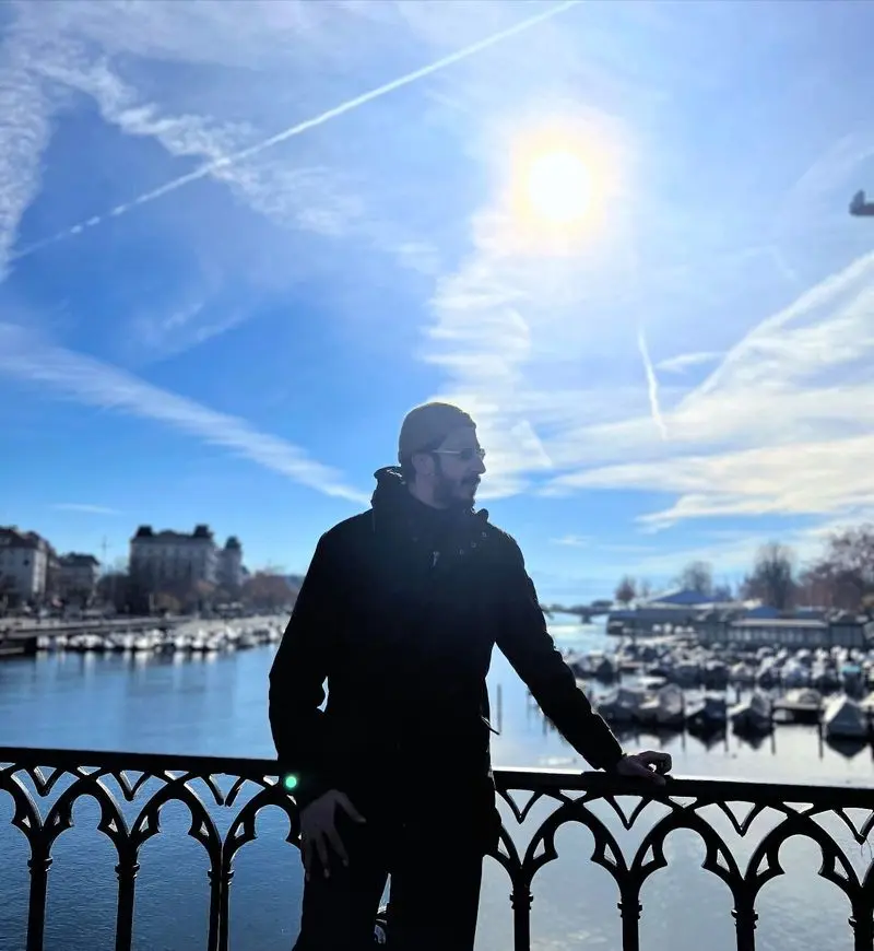 photo_2025-11-08_11-42-35