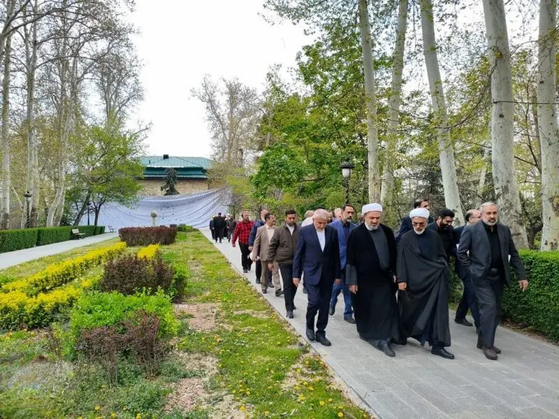 نمایندگان مجلس به کاخ سعدآباد رفتند + عکس