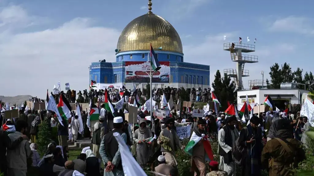 ببینید؛ راهپیمایی طرفداران طالبان در حمایت از غزه