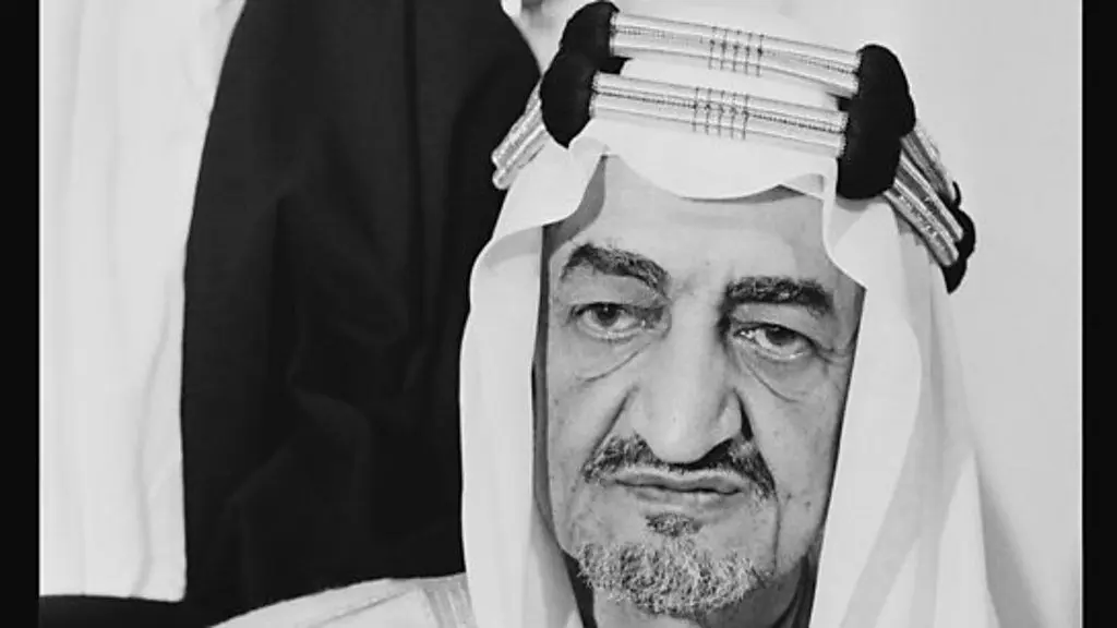 تصویر؛ پادشاه عربستان سعودی در اصفهان، سال ۱۳۴۴
