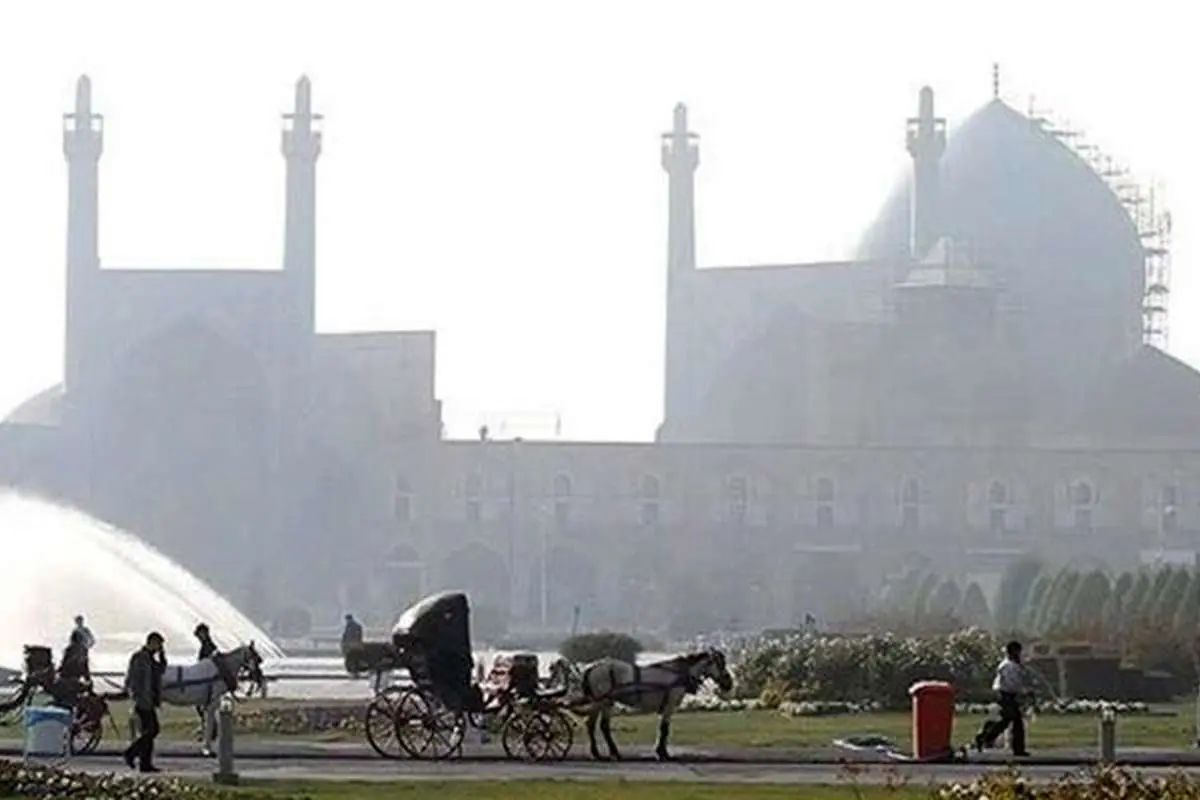 تداوم آلودگی هوا و ضعیت قرمز در اصفهان برای یازدهمین روز متوالی