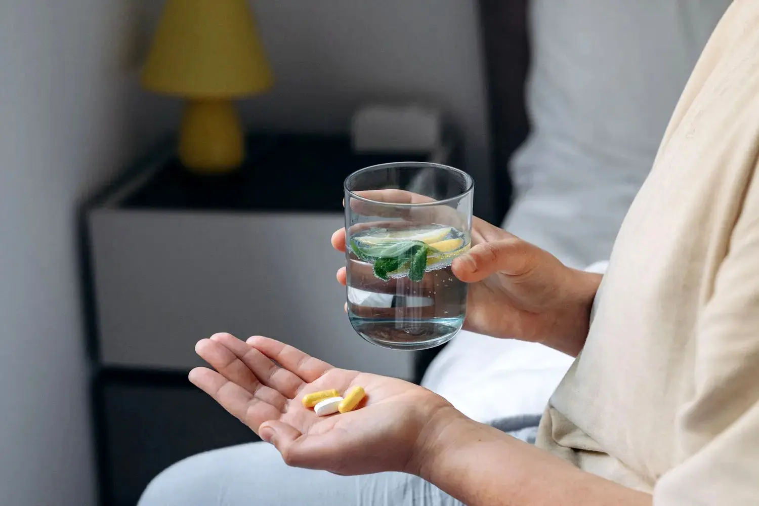 منیزیم یا روی؛ کدام برای خواب مفید است؟