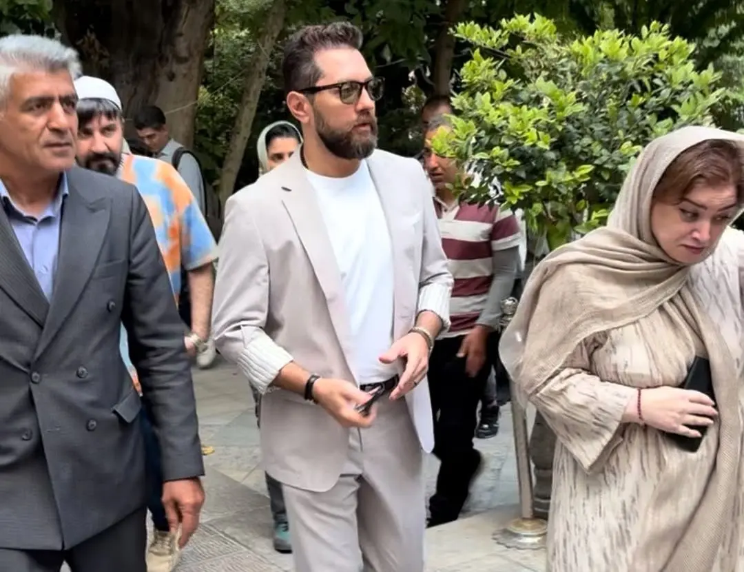 تیپ و استایل بهرام رادان در حاشیه نمایش «گیلانه» 