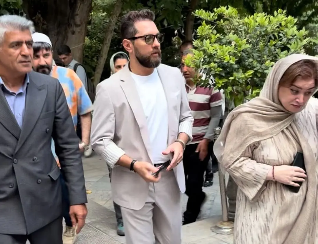 تیپ و استایل بهرام رادان در حاشیه نمایش «گیلانه» 