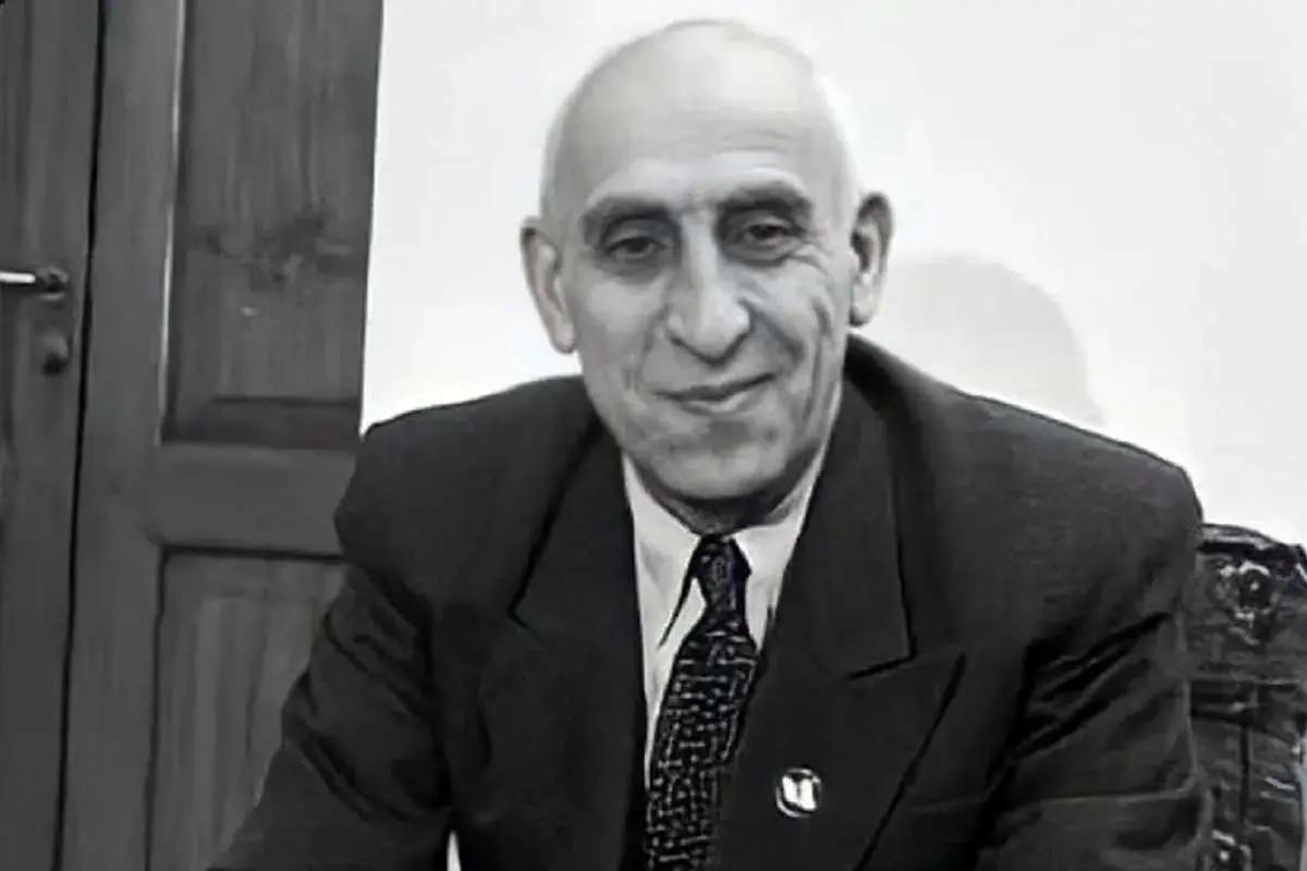  «دکتر مصدق» در دادگاه لاهه در هلند؛ 1331