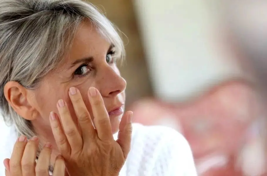 ترس از پیر شدن بدن را زودتر پیر می‌کند!