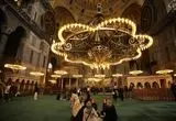 ببینید؛ اقدام خرابکارانه در مسجد ایاصوفیه