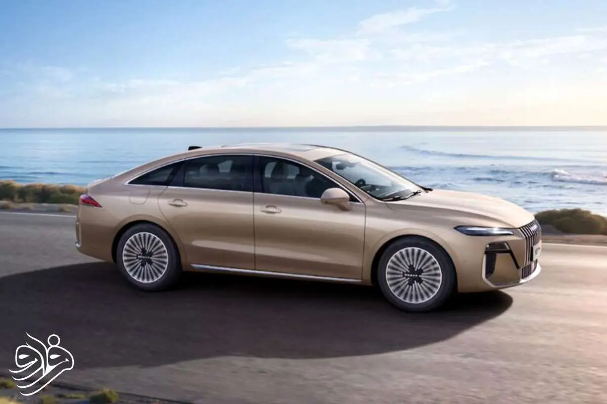 هیولای هیبریدی Roewe M7 با قیمت باورنکردنی ۱.۲ میلیارد معرفی شد
