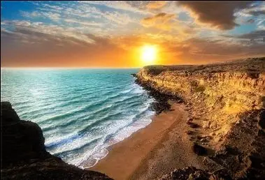 تفال به حافظ جمعه 23 خرداد ۱۴۰۴؛ لعل سیراب به خون تشنه لب یار من است....
