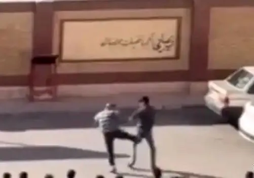برخورد خشونت‌آمیز با یک دانش آموز در پرند/ واکنش یک مقام آموزش و پرورش به ماجرا 