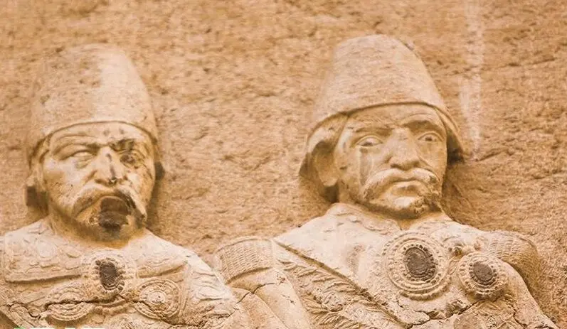 تصاویر؛ نقشی از شمایل ناصرالدین شاه در لاریجان