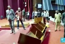 درگیری شدید میان نمایندگان پارلمان کنگو