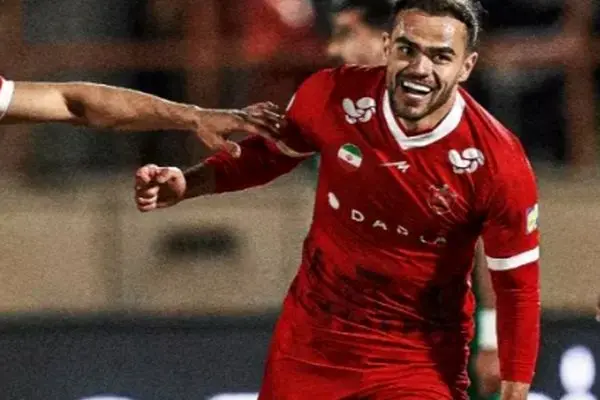 ببینید؛ گل اول پرسپولیس به پیکان توسط اورونوف در دقیقه ۳+۴۵