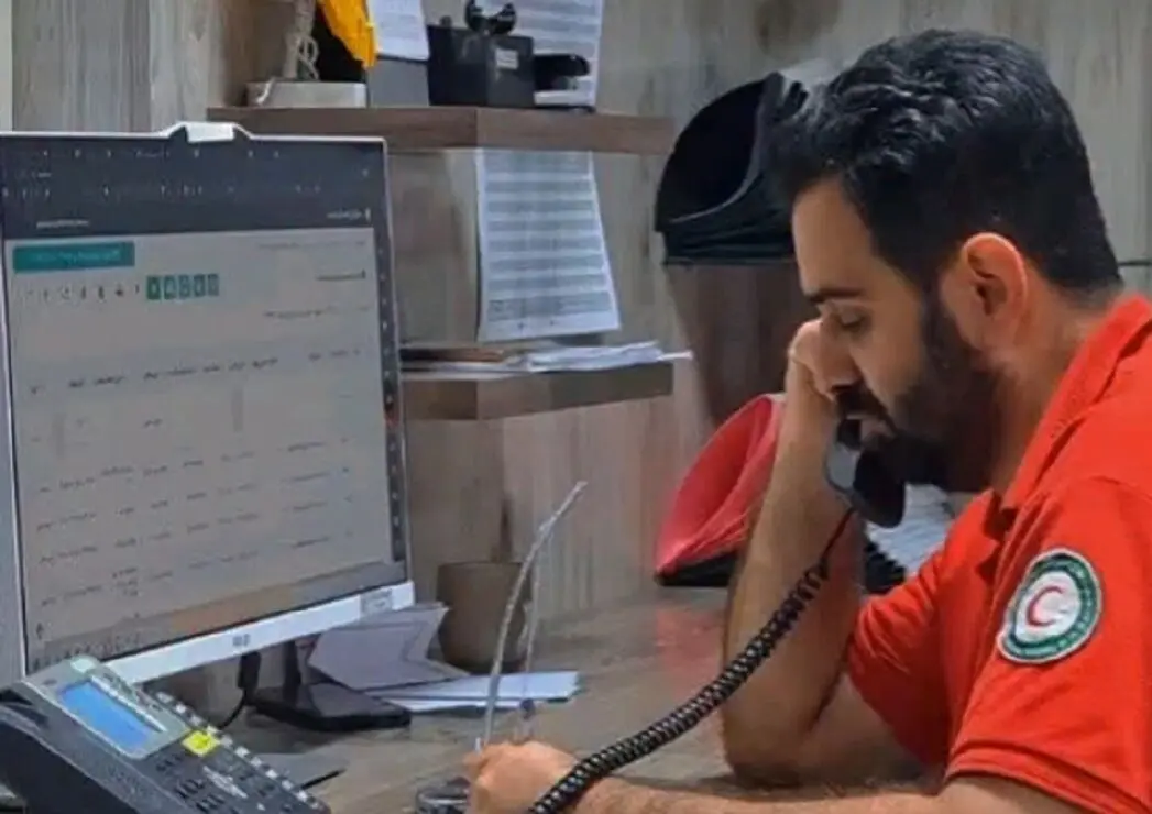 لحظات نفس‌گیر نجات یک نوزاد با کمک امدادگر تلفنی هلال‌احمر 