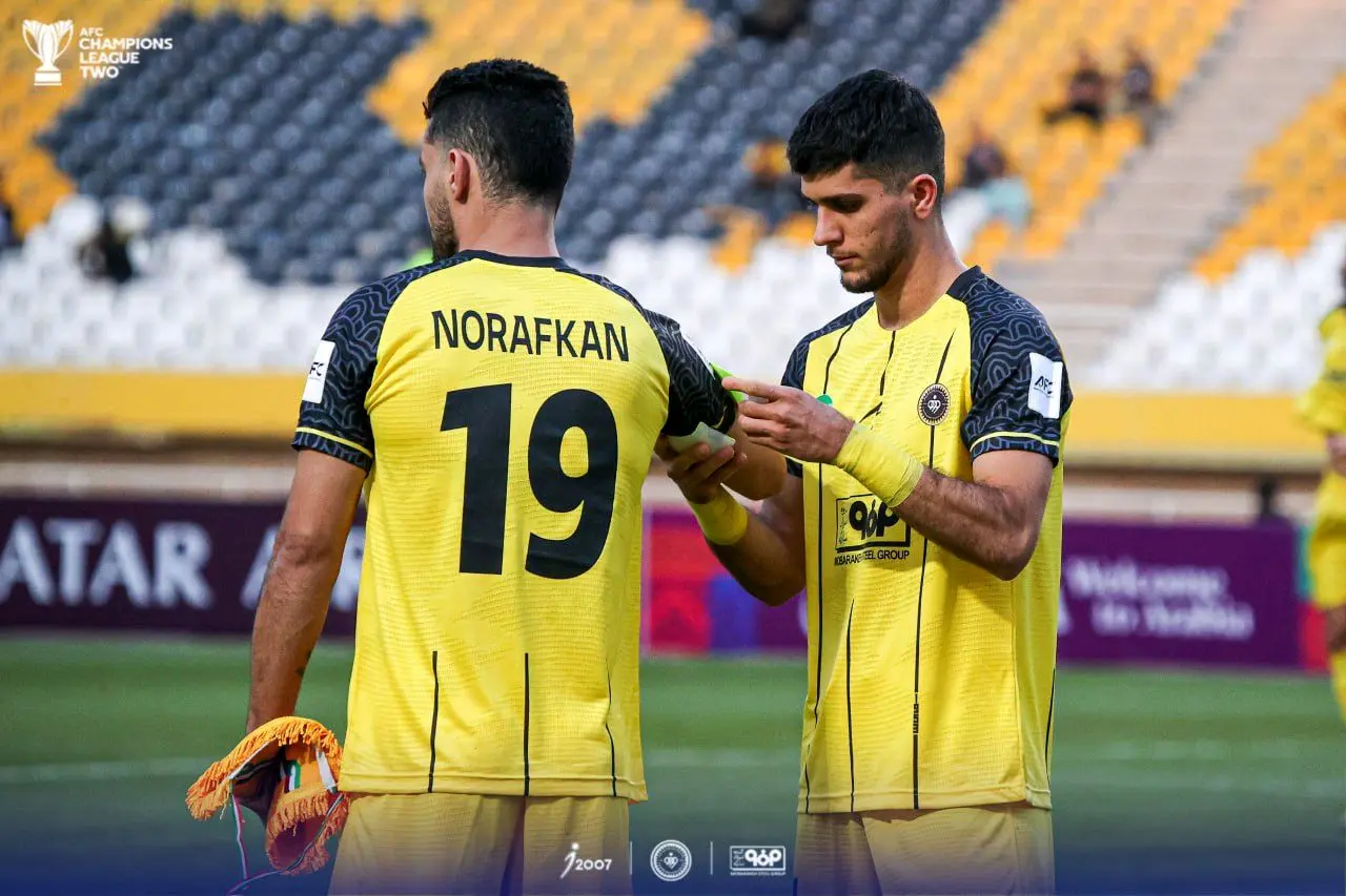 ترکیب احتمالی سپاهان مقابل آخال 
