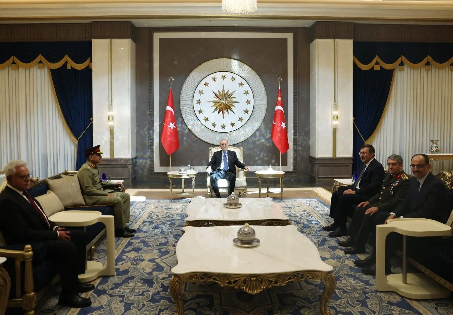 دیدار اردوغان و عاصم منیر در آنکارا