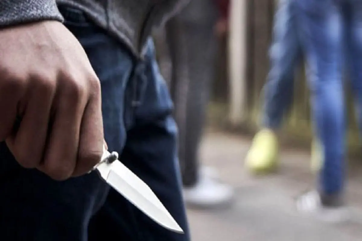 بازداشت شرور چاقو کش جلوی در دانشگاه