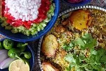 گشنیز پلو با مرغ زعفرانی؛ آموزش مرحله به مرحله