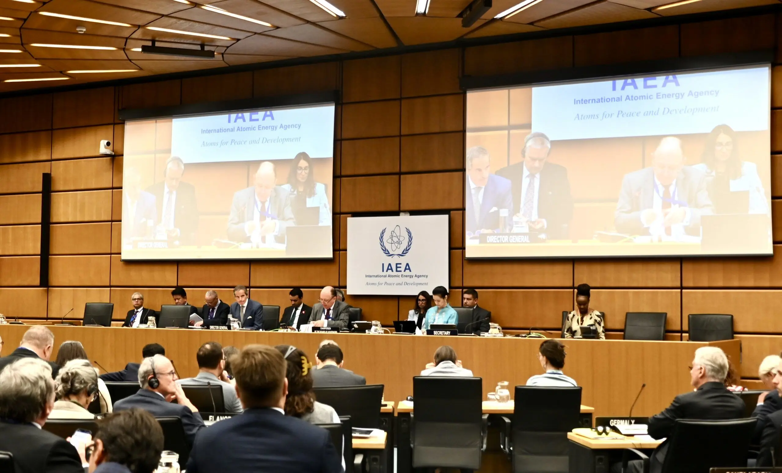 آغاز نشست شورای حکام آژانس/ از حذف دستورکار برجامی تا اصرار غرب بر رویکردهای تقابلی