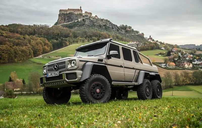 مرسدس-بنز G 63 AMG شش چرخ