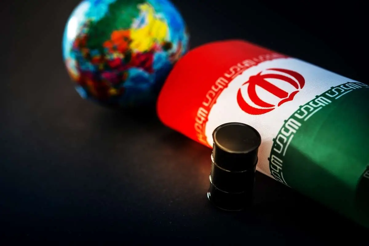 اعتراف روزنامه منتقد دولت به موفقیتهای این دولت در صادرات و فروش نفت