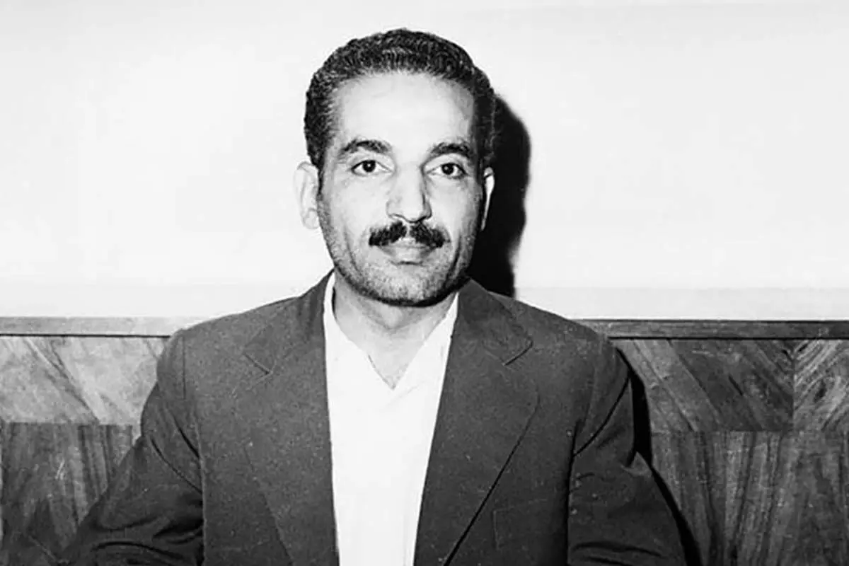 روایتی متفاوت زندگی شهید رجایی؛ از دستفروشی تا نیروی هوایی